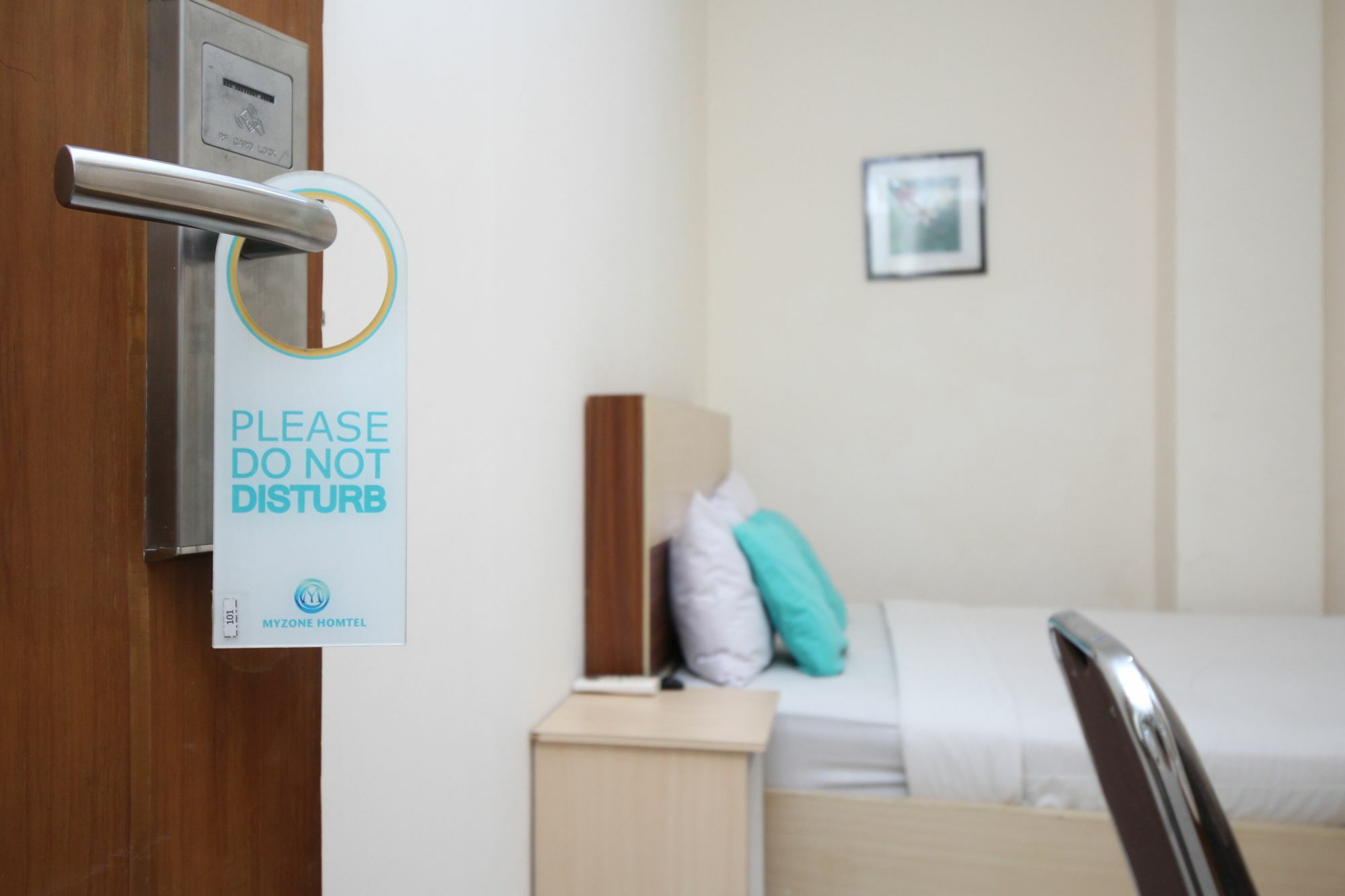 Myzone Homtel Hotell Semarang Exteriör bild